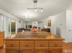28459 34th Avenue S 71, Auburn WA 98001