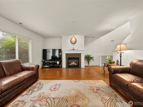 28459 34th Avenue S 71, Auburn WA 98001