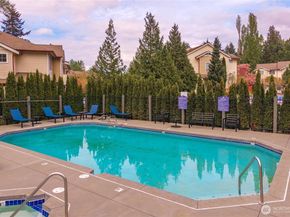 28459 34th Avenue S 71, Auburn WA 98001
