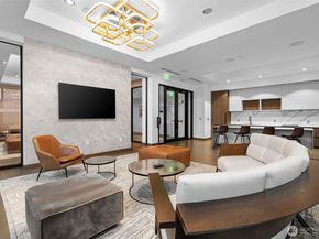 889 Avenue Square NE 704, Bellevue WA 98004