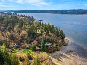 12825 SW Ober Beach Road, Vashon WA 98070