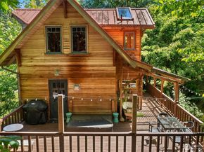 12825 SW Ober Beach Road, Vashon WA 98070