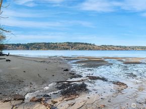 12825 SW Ober Beach Road, Vashon WA 98070