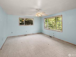 33313 SE 42nd Street, Fall City WA 98024