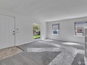 9013 11th Ave SW, Seattle WA 98106