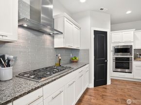 20025 6th Place W, Lynnwood WA 98036
