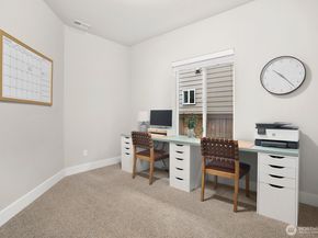 20025 6th Place W, Lynnwood WA 98036
