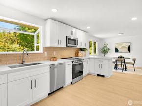 1816 Riverview Drive NE, Auburn WA 98002