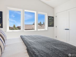 8332 24th Avenue NW, Seattle WA 98117