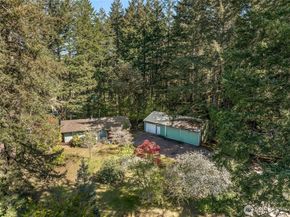 1487 SW Chipmunk Hill Lane, Port Orchard WA 98367