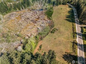 1487 SW Chipmunk Hill Lane, Port Orchard WA 98367