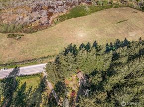 1487 SW Chipmunk Hill Lane, Port Orchard WA 98367