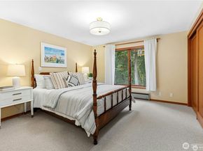 10235 Battle Point Drive NE, Bainbridge Island WA 98110