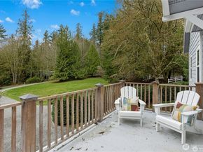 10235 Battle Point Drive NE, Bainbridge Island WA 98110