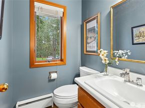 10235 Battle Point Drive NE, Bainbridge Island WA 98110