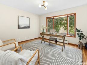10235 Battle Point Drive NE, Bainbridge Island WA 98110
