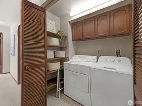 100 Ward Street 104, Seattle WA 98109