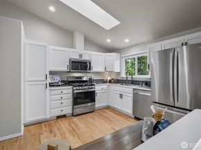 1839 NE 172nd Street, Shoreline WA 98155