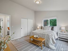 1839 NE 172nd Street, Shoreline WA 98155