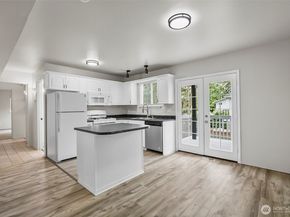 1839 NE 172nd Street, Shoreline WA 98155