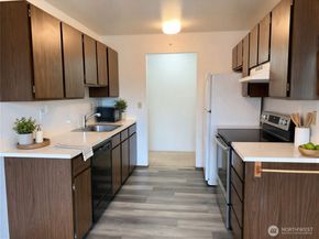 8848 Interlake Avenue N, Seattle WA 98103