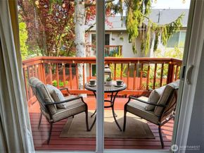 8848 Interlake Avenue N, Seattle WA 98103