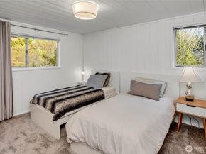 4606 NE 47th Street, Seattle WA 98105