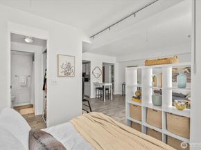 1017 Minor Avenue 206, Seattle WA 98104