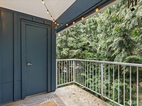 300 N 130th Street 2302, Seattle WA 98133