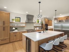 20300 166th Avenue NE, Woodinville WA 98072