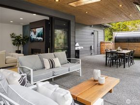20300 166th Avenue NE, Woodinville WA 98072