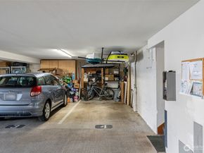 3142 Alki Avenue SW 303, Seattle WA 98116