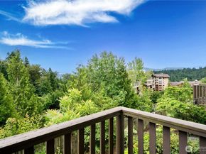 162 Cougar Ridge Road NW 1104, Issaquah WA 98027