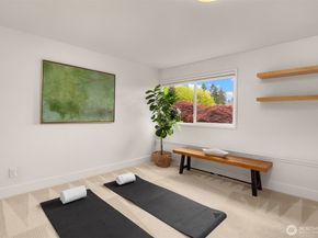 13720 94th Avenue NE, Kirkland WA 98034