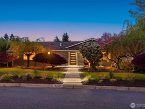 13720 94th Avenue NE, Kirkland WA 98034