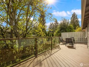 13720 94th Avenue NE, Kirkland WA 98034