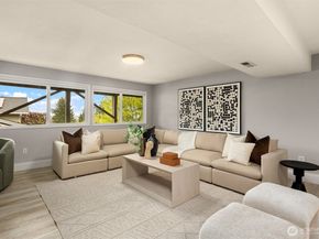 13720 94th Avenue NE, Kirkland WA 98034