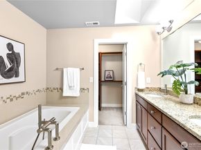 11497 158th Avenue NE, Redmond WA 98052