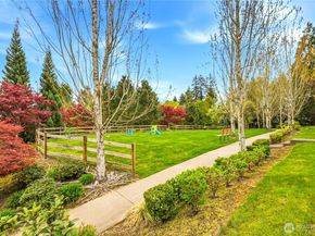 11497 158th Avenue NE, Redmond WA 98052