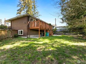 135 NW 181st Street, Shoreline WA 98177