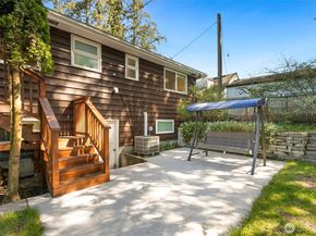 135 NW 181st Street, Shoreline WA 98177