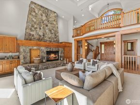 13748 242nd Avenue NE, Woodinville WA 98077