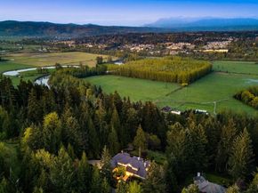 13748 242nd Avenue NE, Woodinville WA 98077