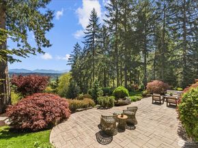 13748 242nd Avenue NE, Woodinville WA 98077