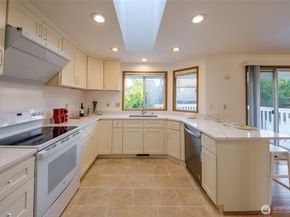 830 234th Street SE, Bothell WA 98021