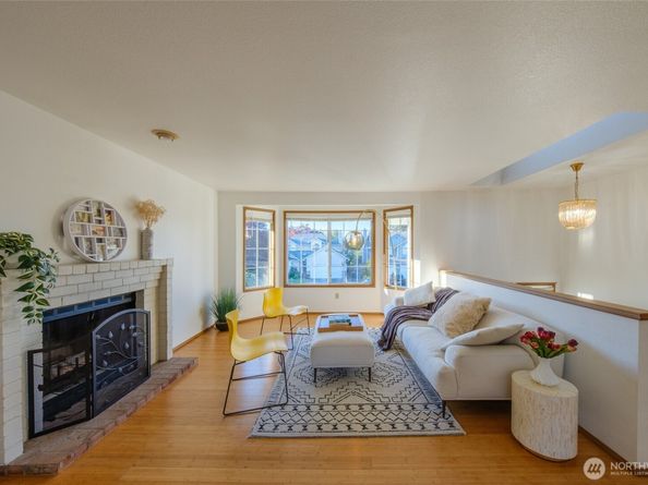 830 234th Street SE, Bothell WA 98021