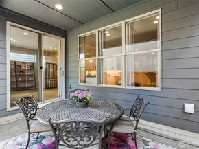 24 151st Street SW, Lynnwood WA 98087