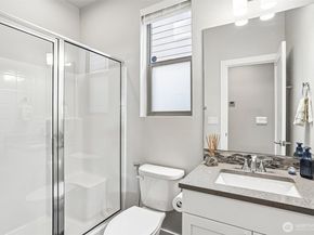 24 151st Street SW, Lynnwood WA 98087