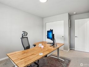 24 151st Street SW, Lynnwood WA 98087