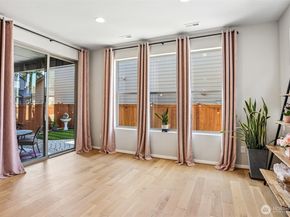 24 151st Street SW, Lynnwood WA 98087